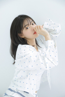 上别人丰满人妻完结