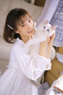 师生畸恋张萱与洪晓芸的爱情故事